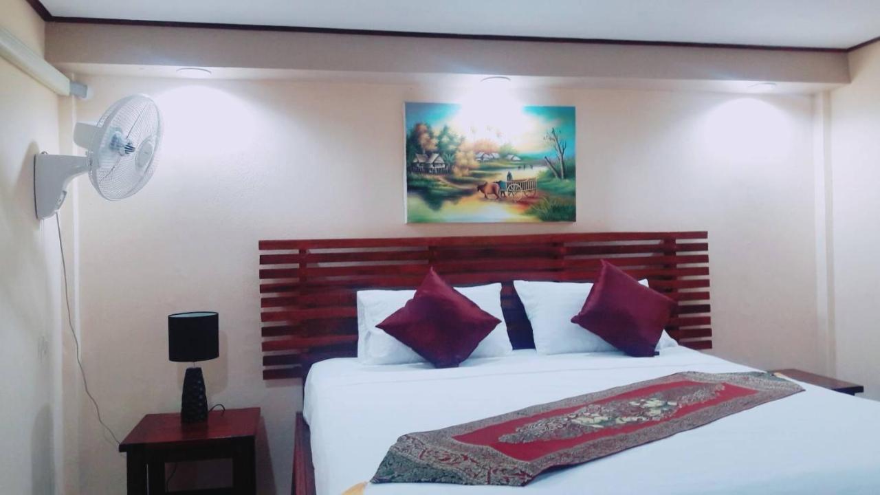 The Windsor Boutique Resort Chumphon Bagian luar foto