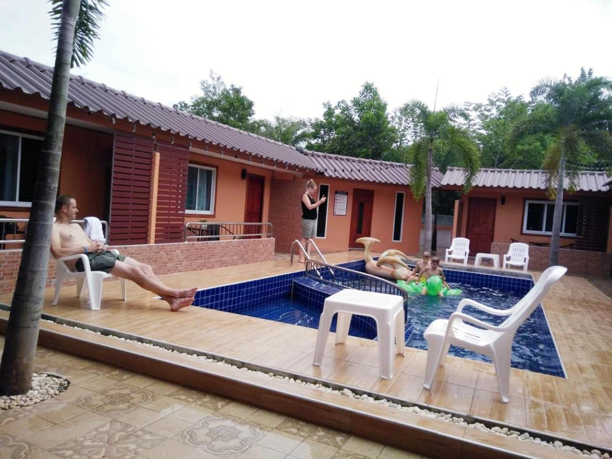 The Windsor Boutique Resort Chumphon Bagian luar foto