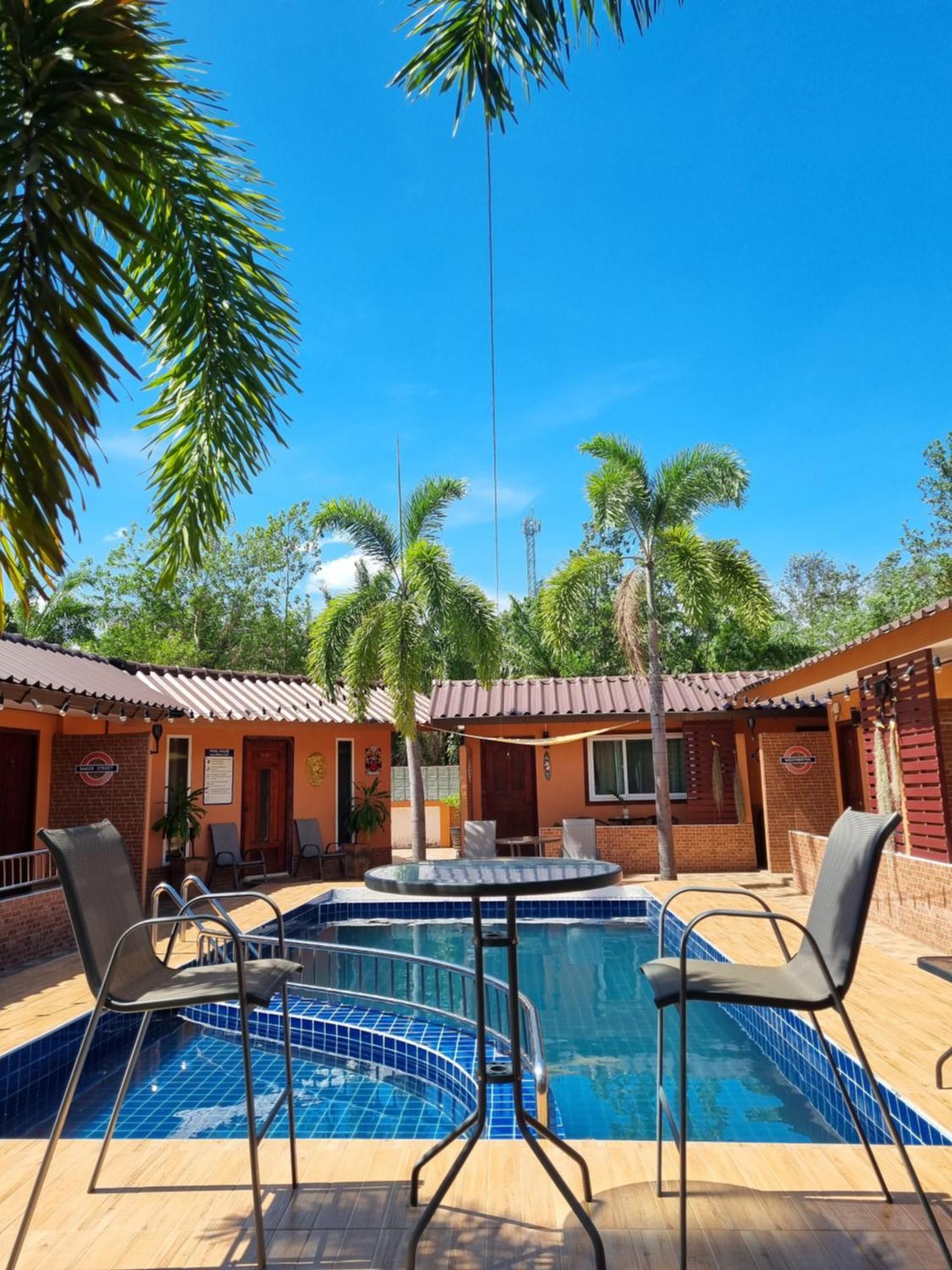 The Windsor Boutique Resort Chumphon Bagian luar foto