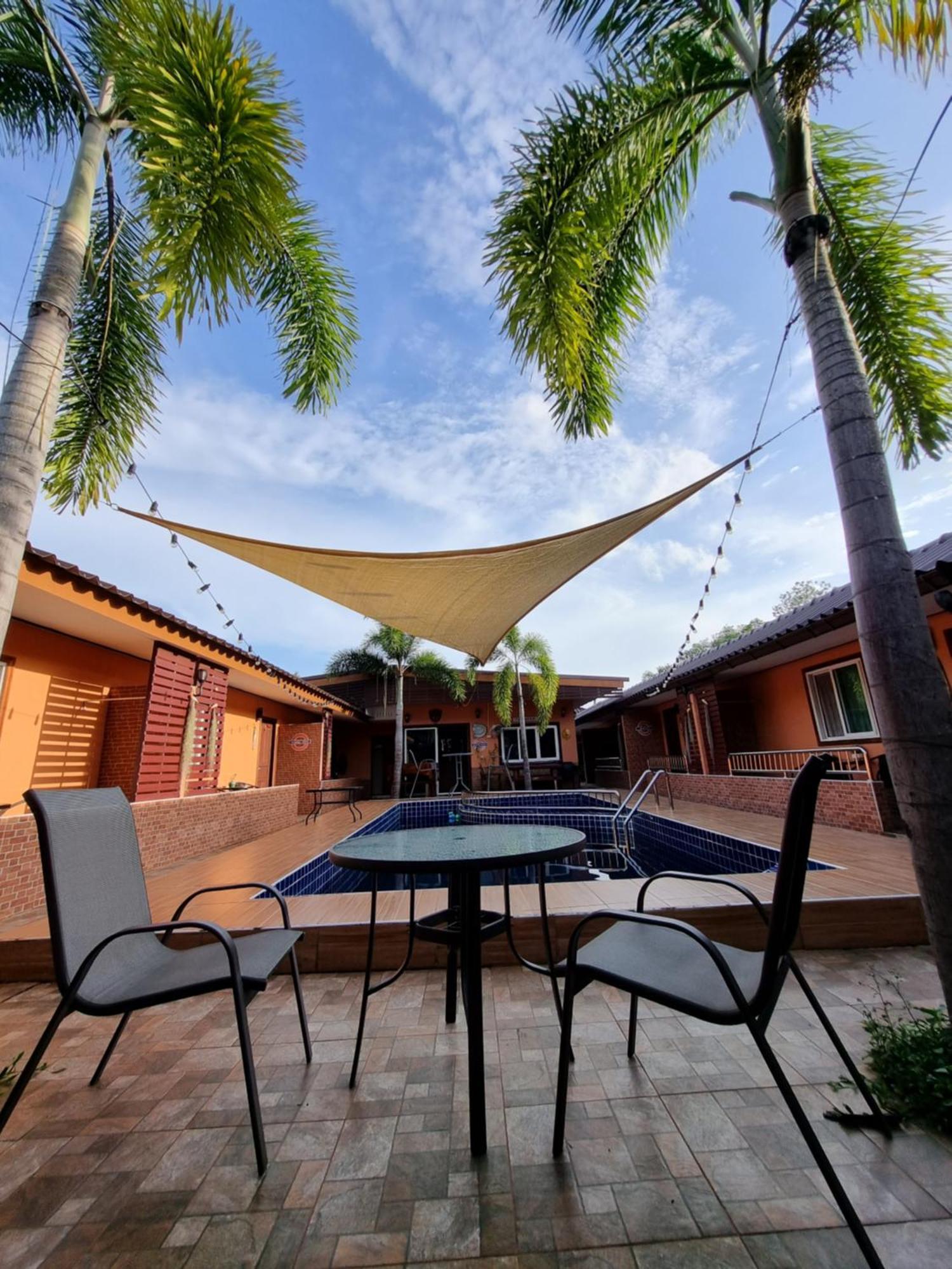 The Windsor Boutique Resort Chumphon Bagian luar foto